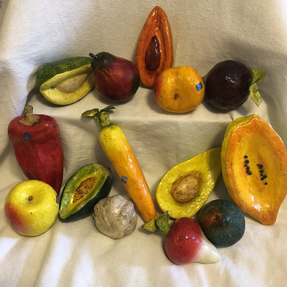 Fruit And Vegetable Decor Papier-Mâché, Lot 14 Handmade In Mexico Faux Produce